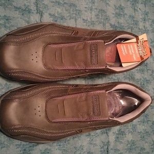 Skecher's men's new 14 relaxed fit 64255 slip on